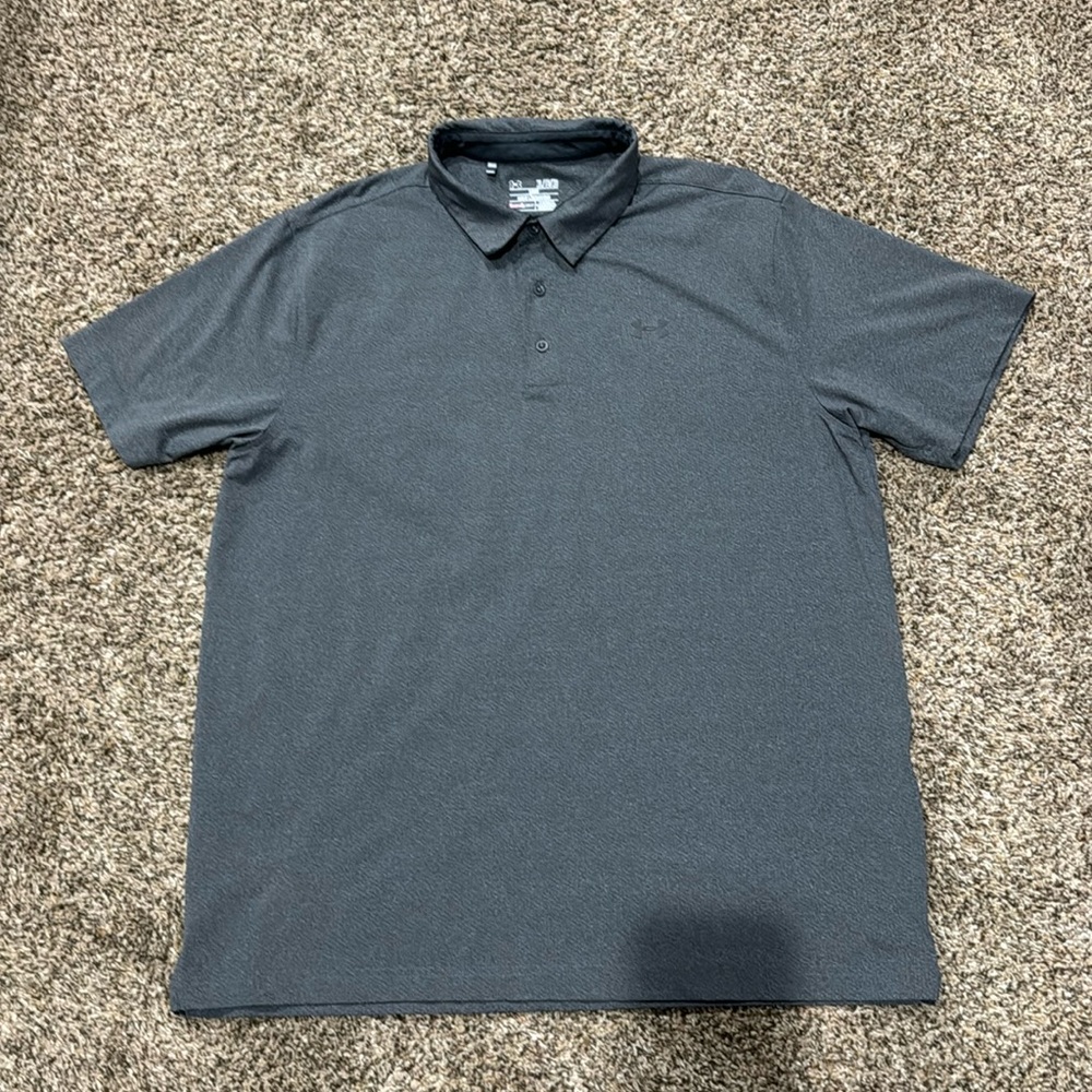 Under Armour men’s XL polo.